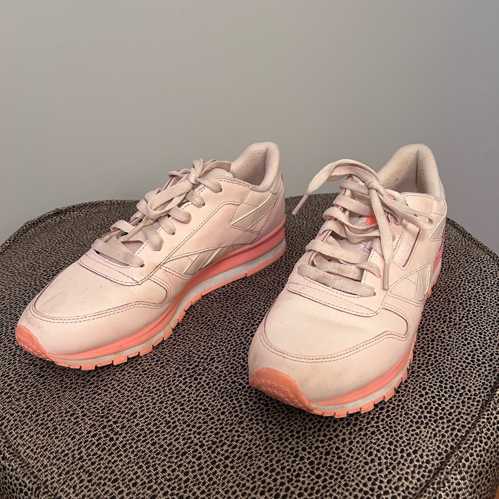 Reebok Classic Leather Women's Pink and Peach Sneakers